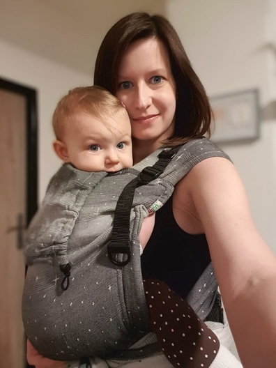 „Když nosíme děti, rosteme spolu s nimi.“